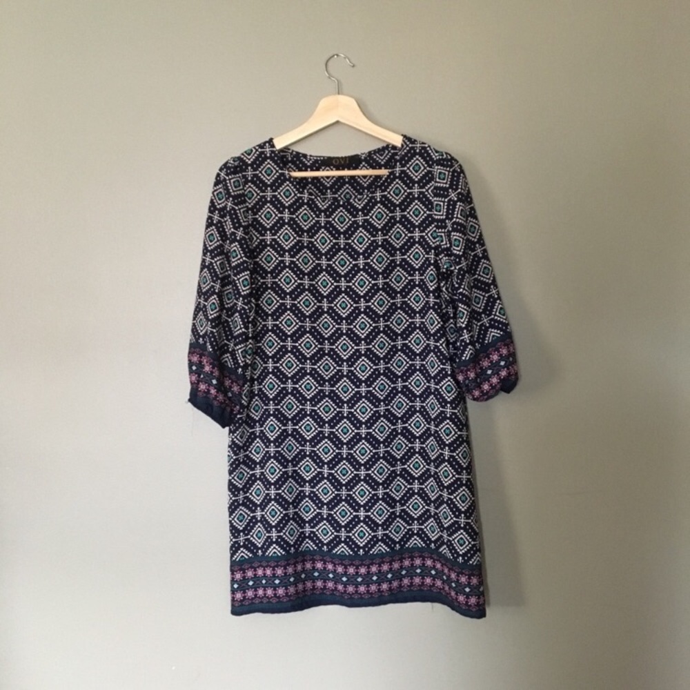OVI Shift Dress with Three Quarter Sleeves